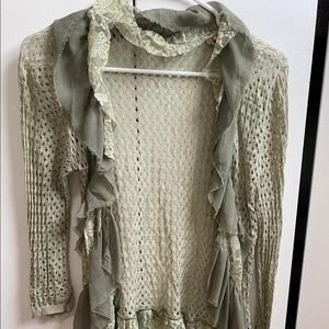 Gimmicks light weight cardigan